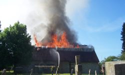 Aperture: 6 Camera: KODAK CX7525 ZOOM DIGITAL CAMERA Orientation: 1 032