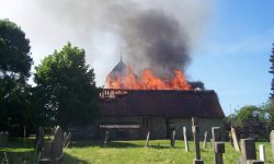 Aperture: 6 Camera: KODAK CX7525 ZOOM DIGITAL CAMERA Orientation: 1 035