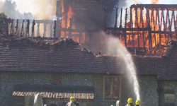 Aperture: 5 Camera: KODAK CX7525 ZOOM DIGITAL CAMERA Orientation: 1 056