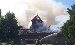 Aperture: 7 Camera: KODAK CX7525 ZOOM DIGITAL CAMERA Orientation: 1 091