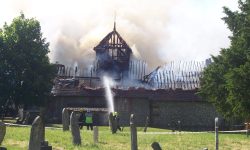 Aperture: 7 Camera: KODAK CX7525 ZOOM DIGITAL CAMERA Orientation: 1 095