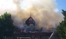 Aperture: 7 Camera: KODAK CX7525 ZOOM DIGITAL CAMERA Orientation: 1 101