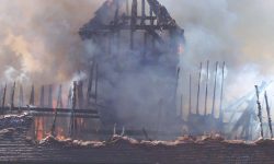 Aperture: 5 Camera: KODAK CX7525 ZOOM DIGITAL CAMERA Orientation: 1 102