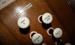 Aperture: 4 Camera: Canon EOS 450D Iso: 400 Orientation: 1 IMG 9934