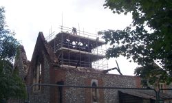 Aperture: 6 Camera: KODAK CX7525 ZOOM DIGITAL CAMERA Orientation: 1 scaffolding-028